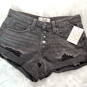 NWT We The Free distressed rolled-cuff denim shorts| size: 24